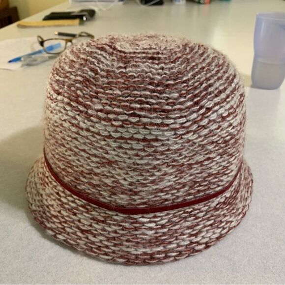 SCALA Clouche Bucket Hat Women’s OS Burgundy White Hand Made. - Picture 2 of 5